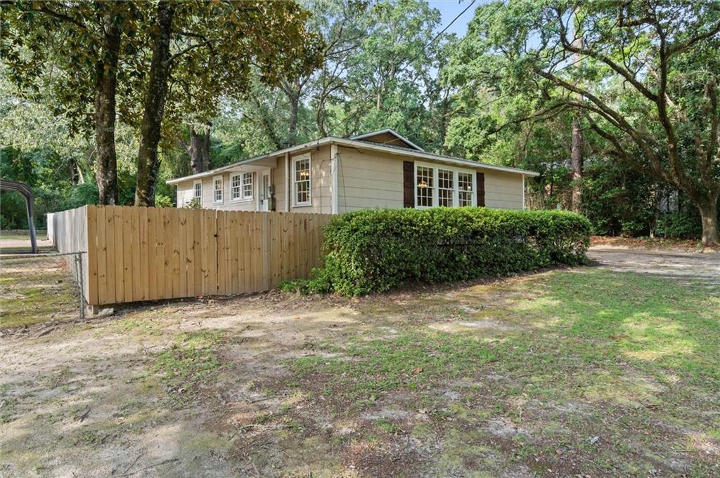 3861 Hilton Drive