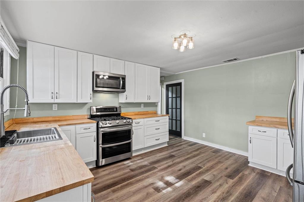 3861 Hilton Drive