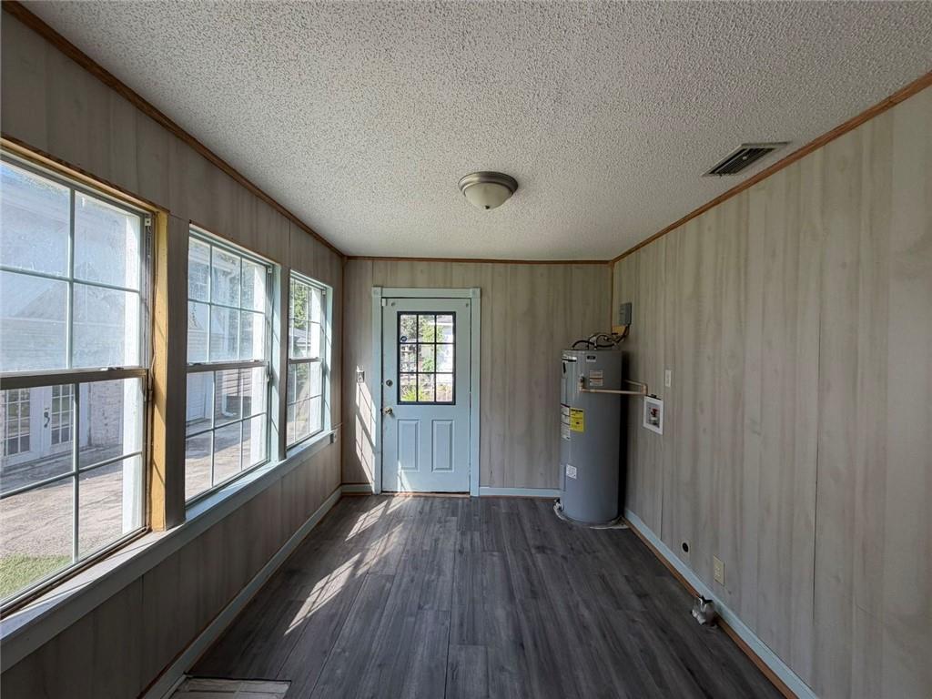 1933 Myers Road