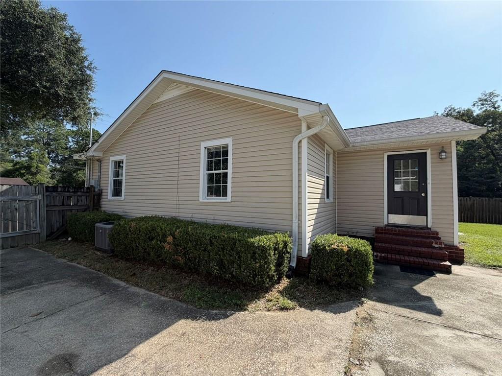 1933 Myers Road