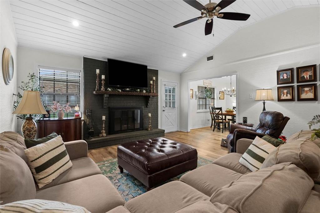 1050 Regal Drive