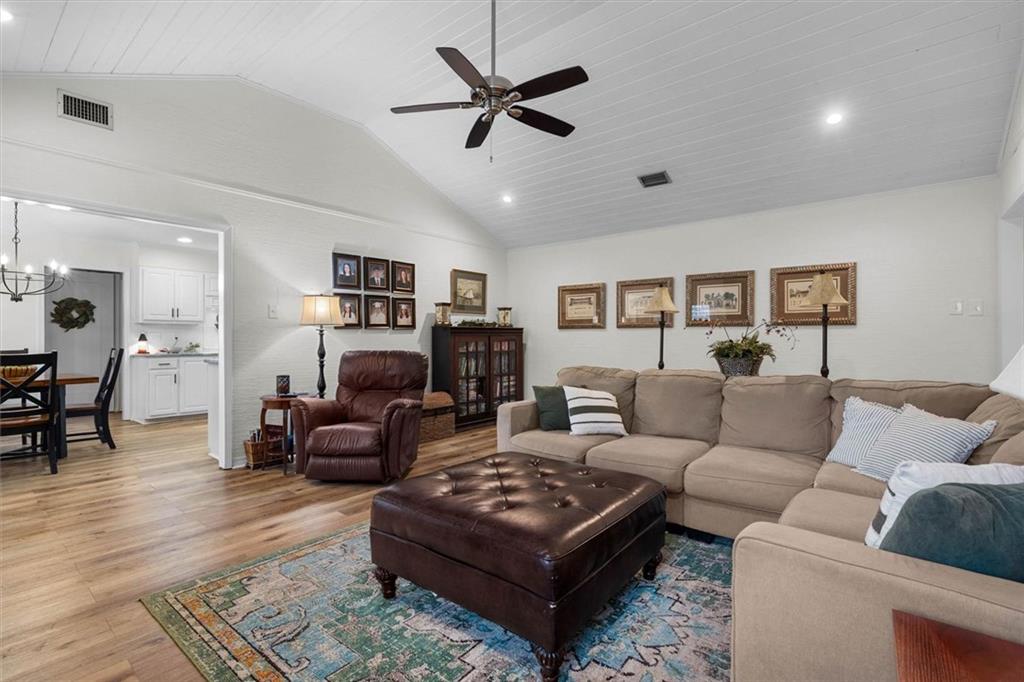 1050 Regal Drive