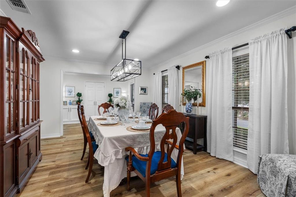 1050 Regal Drive