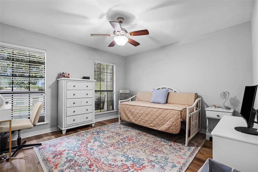1050 Regal Drive