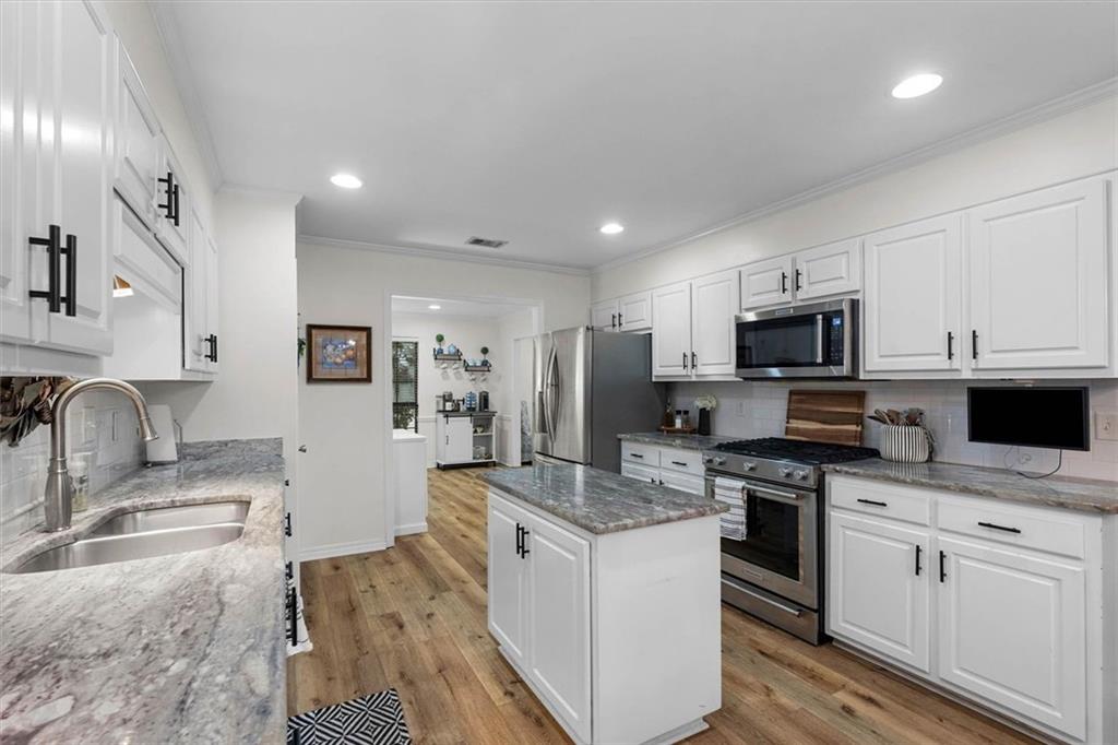 1050 Regal Drive