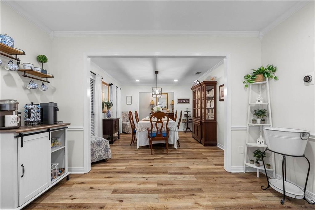 1050 Regal Drive