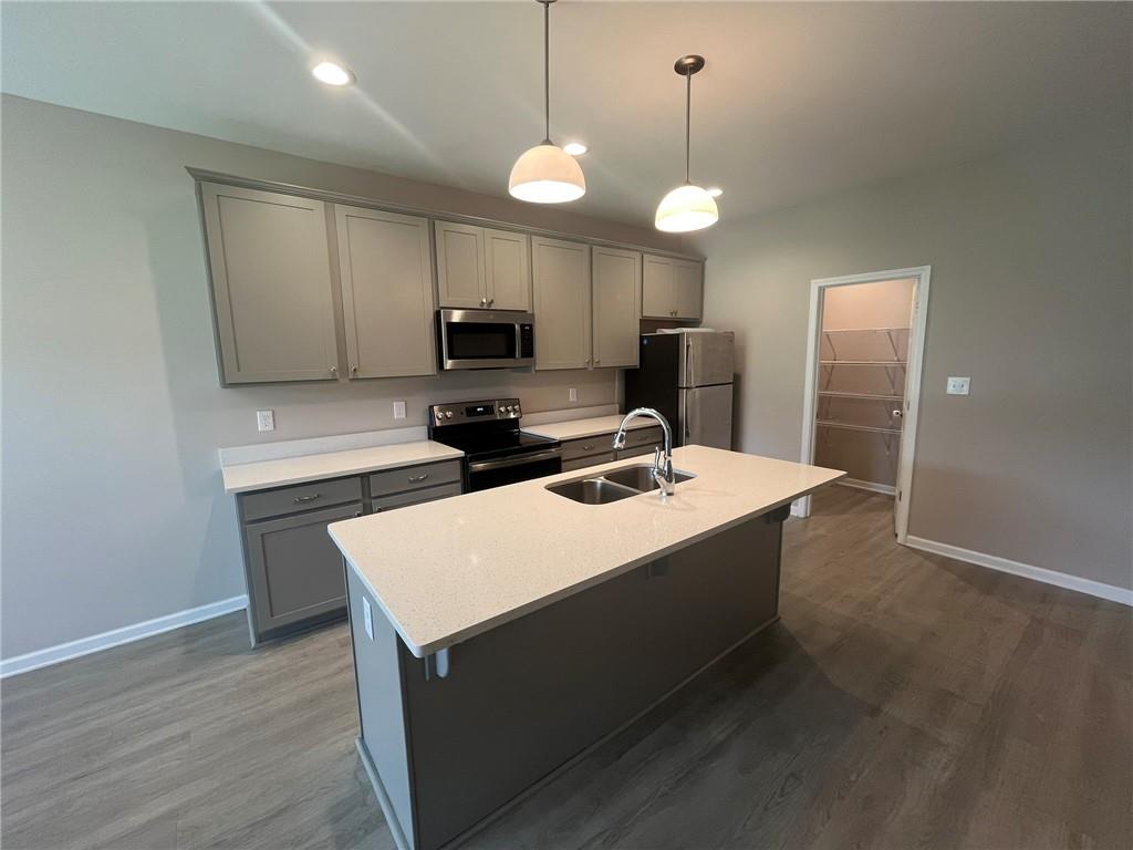 1287 Cater Lee Way
