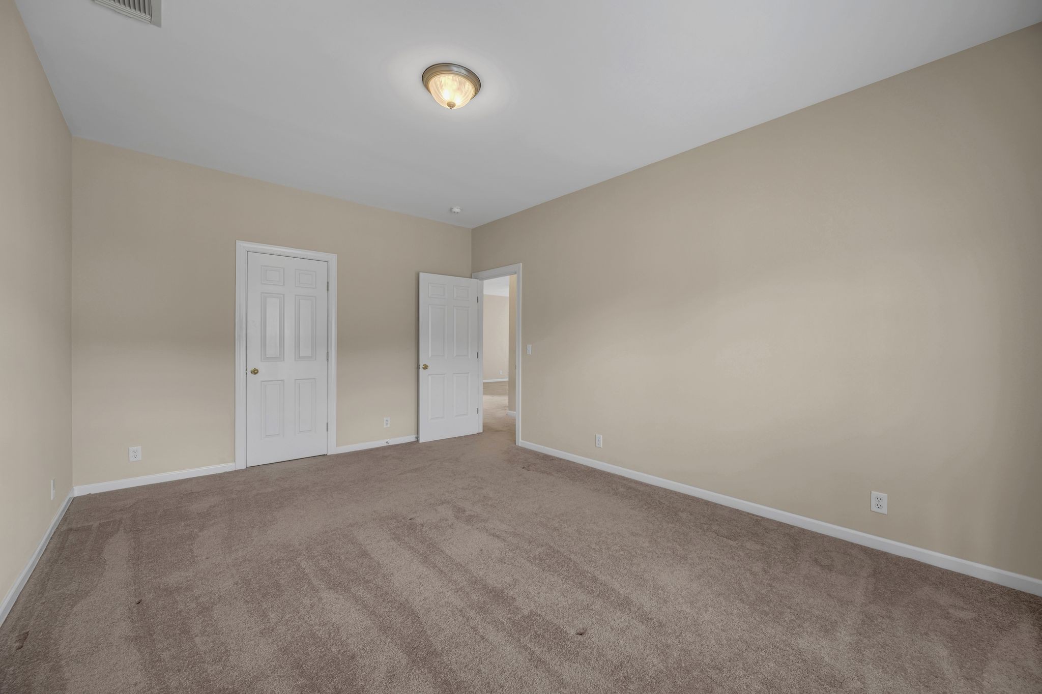 1375 Liberty Pike