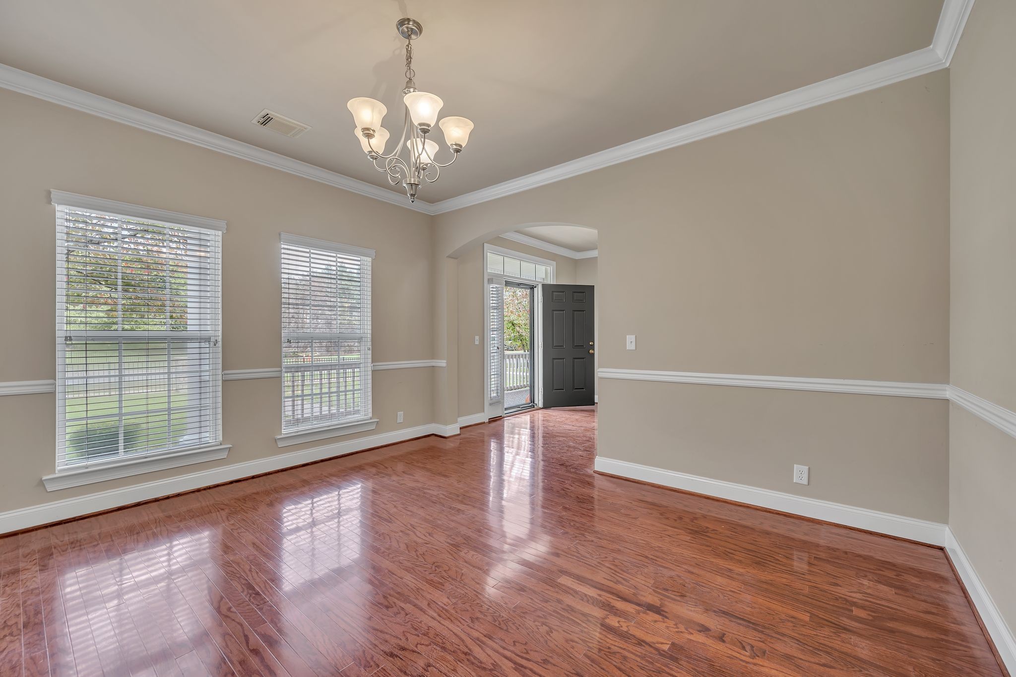 1375 Liberty Pike