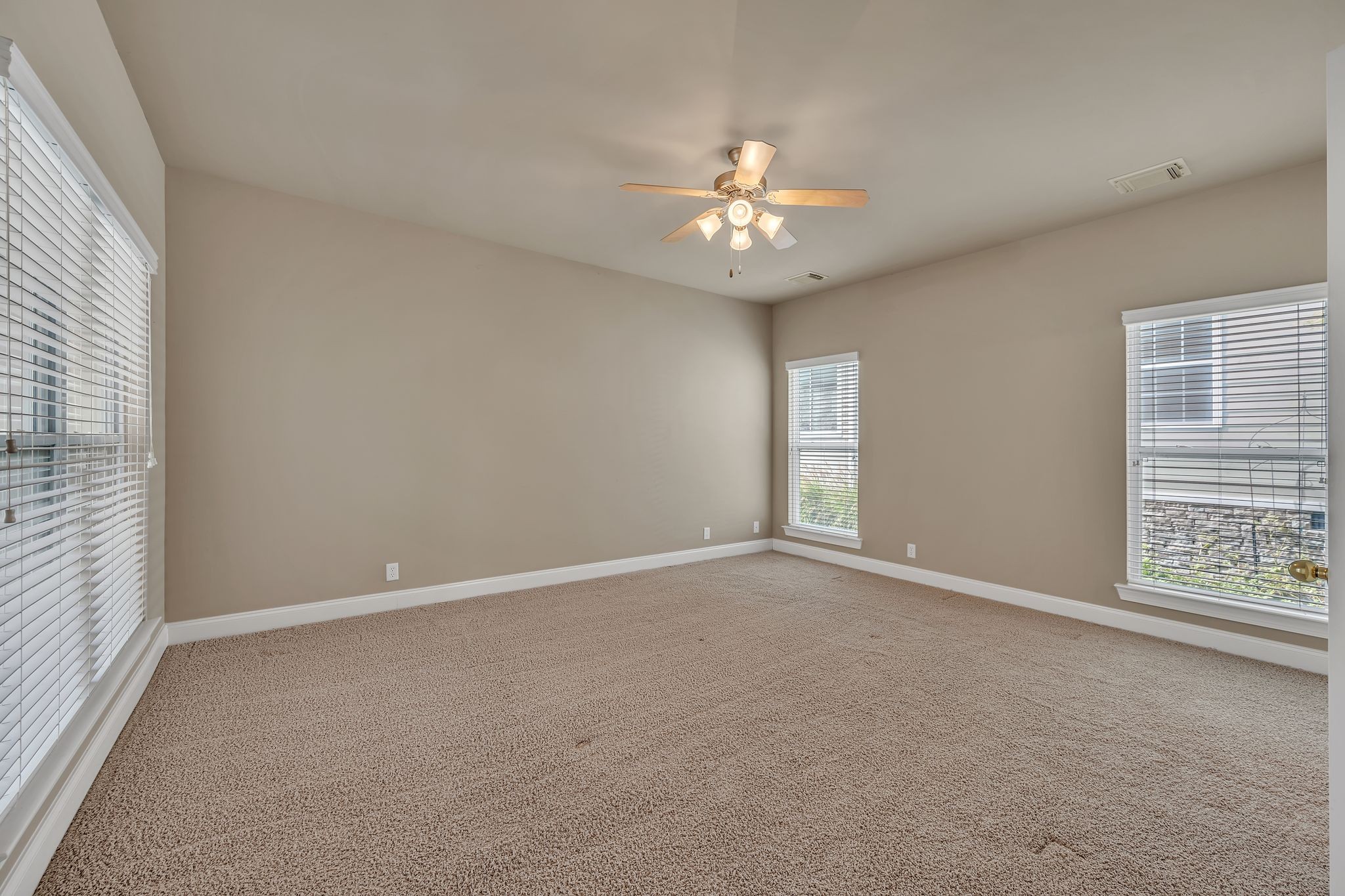 1375 Liberty Pike