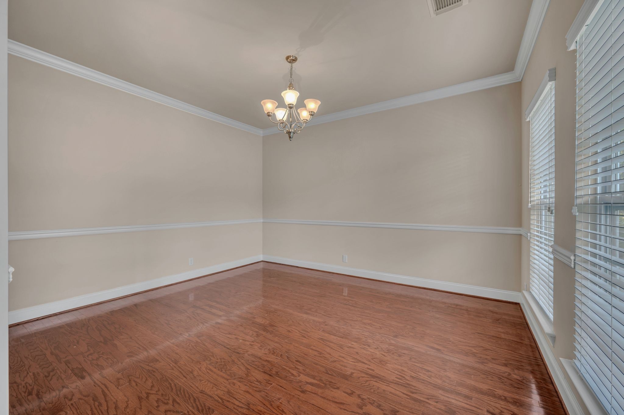 1375 Liberty Pike