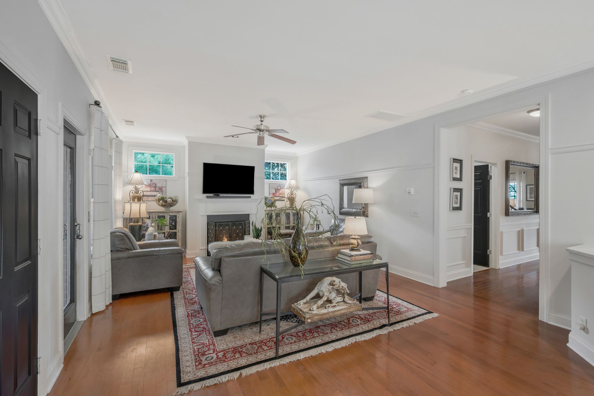 3044 Oxford Glen Dr