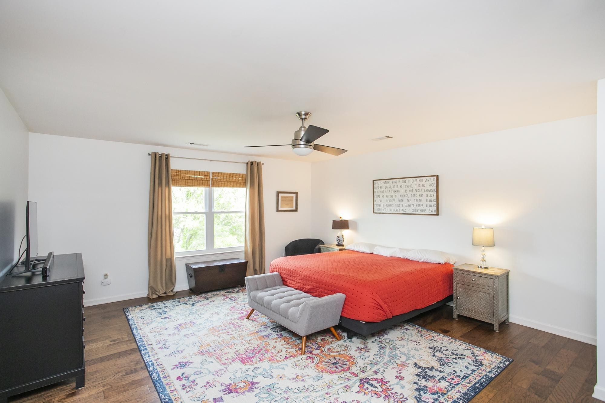 1552 Liberty Pike