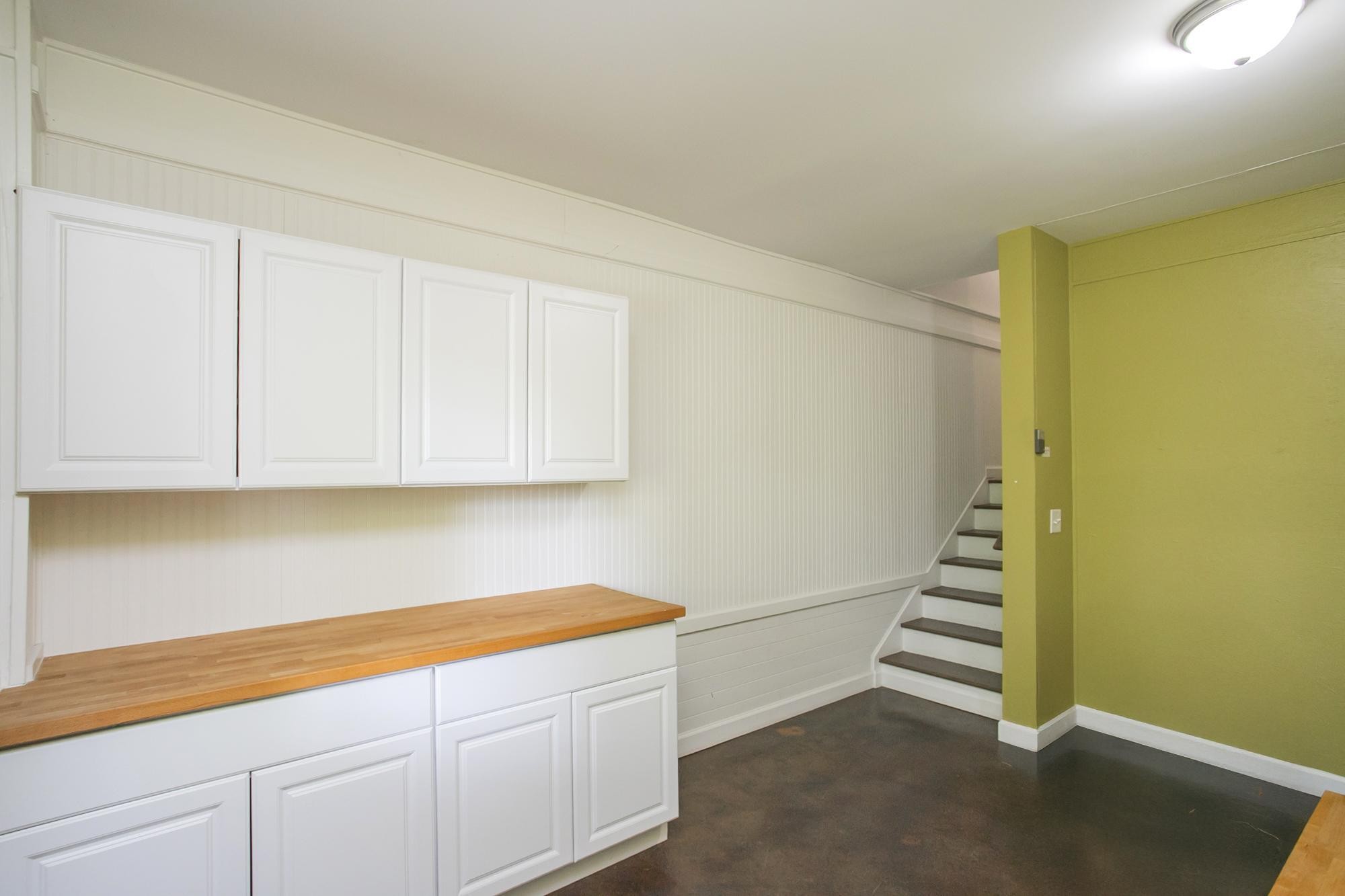 1552 Liberty Pike