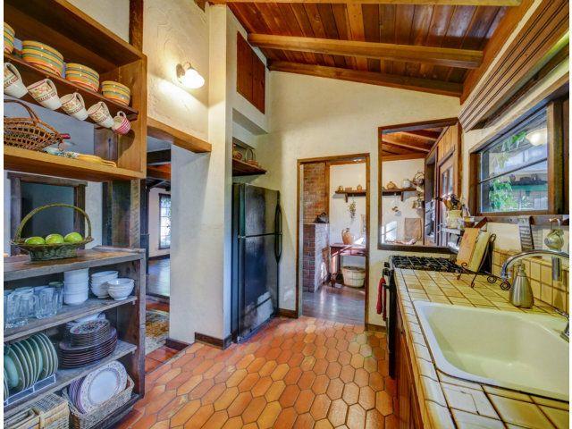 345 San Vicente Terrace