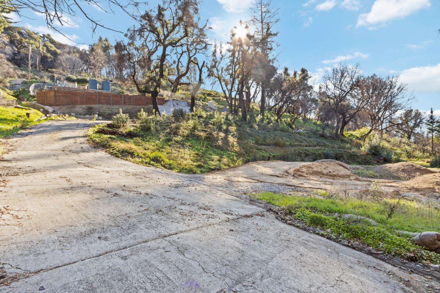 345 San Vicente Terrace