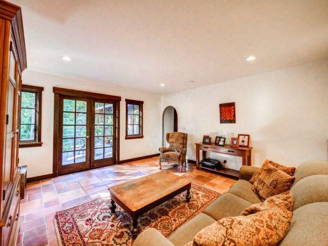 345 San Vicente Terrace