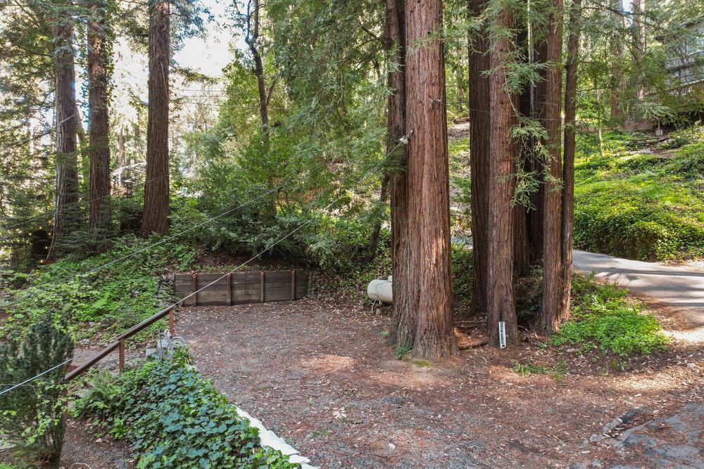 15475 Big Basin WAY