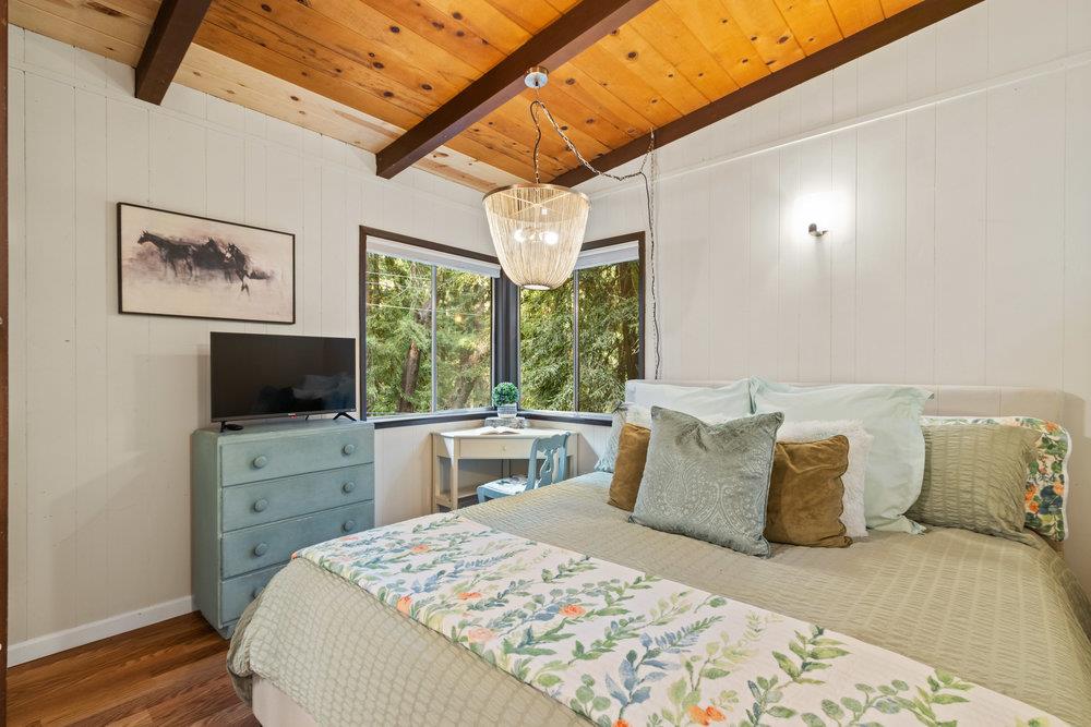 15475 Big Basin WAY