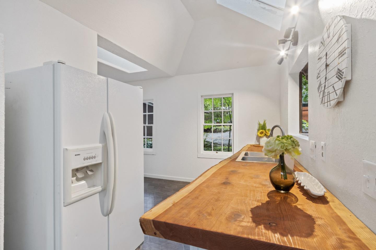 15194 Big Basin Way