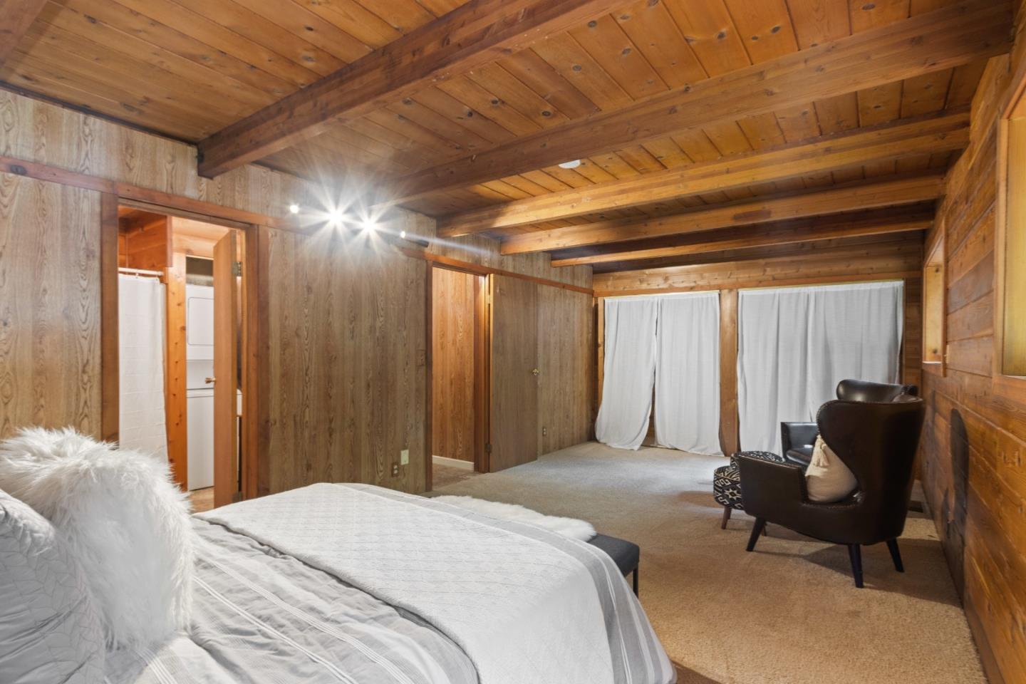 15194 Big Basin Way