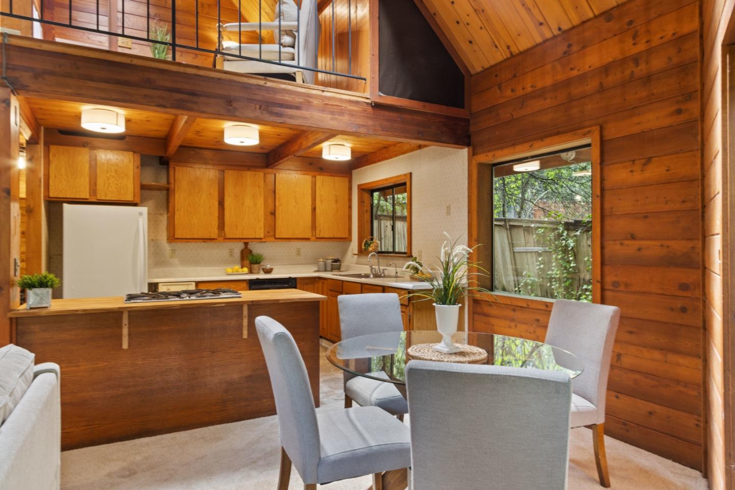 15194 Big Basin Way