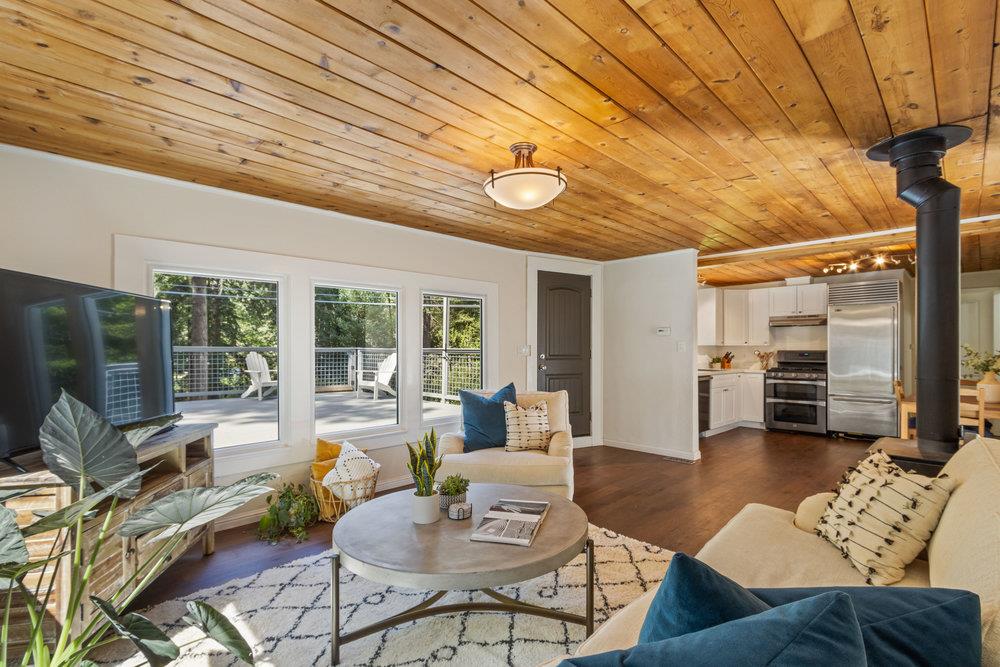 10130 Love Creek RD