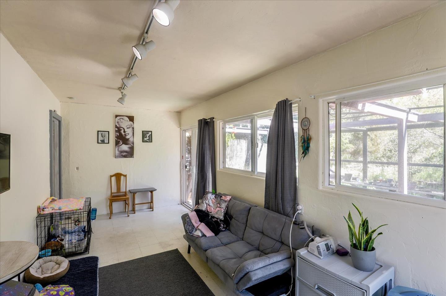 19007 Beatrice DR
