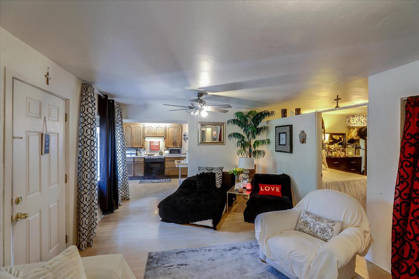 19007 Beatrice DR