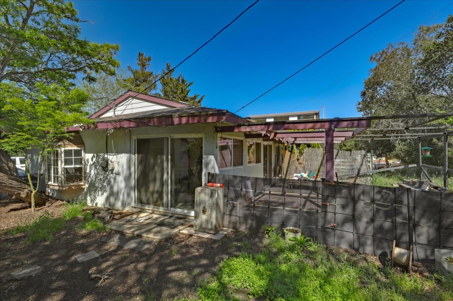 19007 Beatrice DR