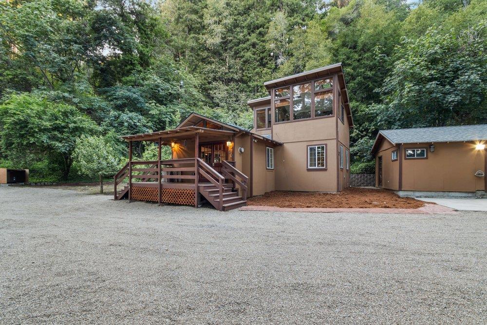 330 Park DR