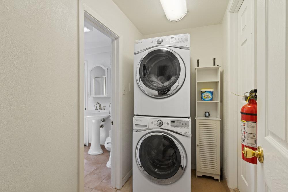 11882 Lakeshore DR