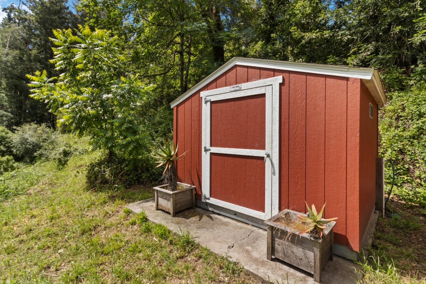2650 Fern Flat Road
