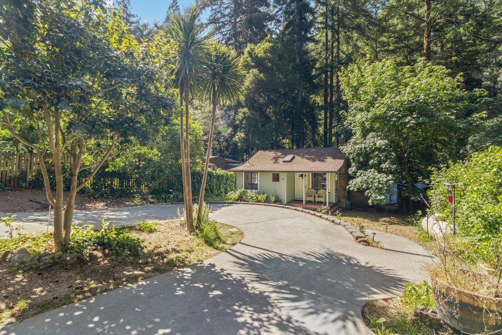 131 Evergreen Road