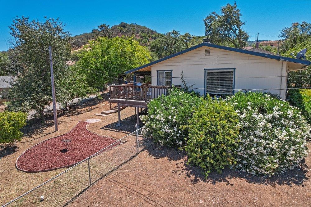 19513 Mockingbird Hill LN