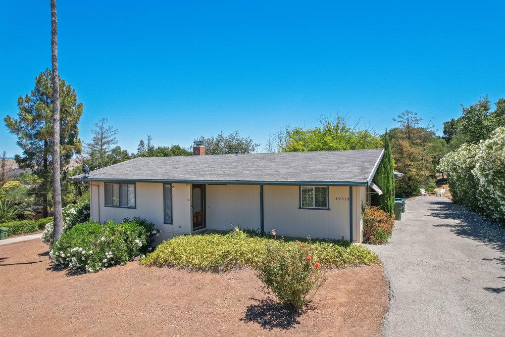 19513 Mockingbird Hill LN