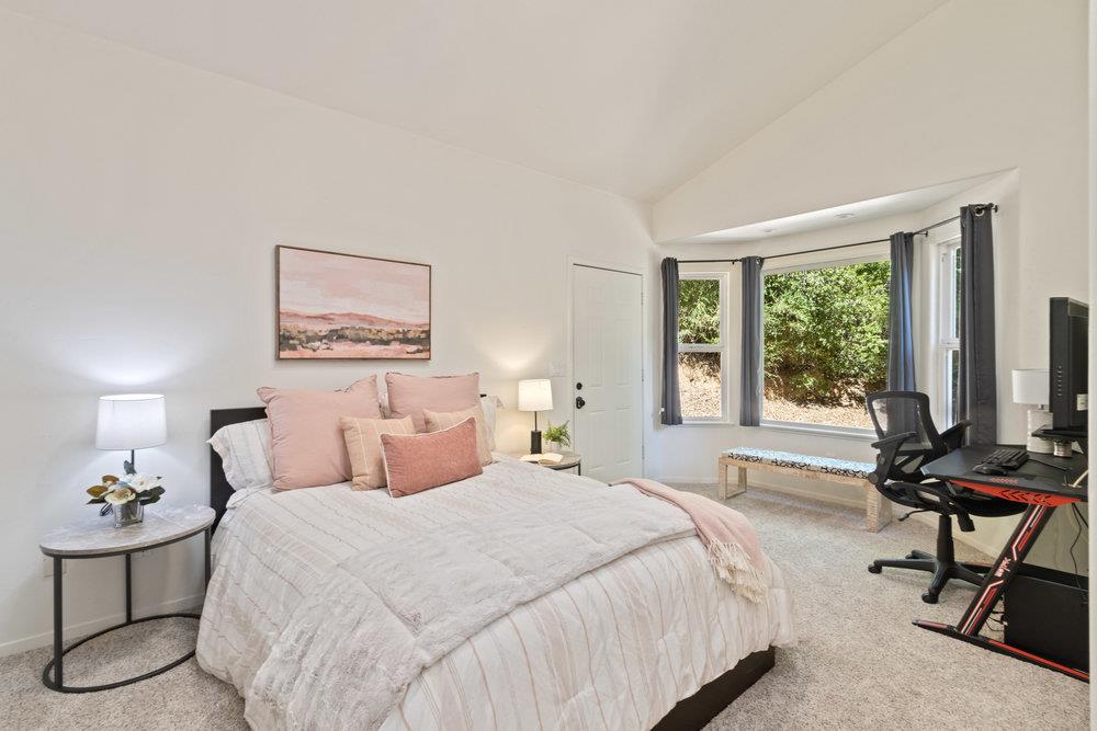 354 Douglas AVE