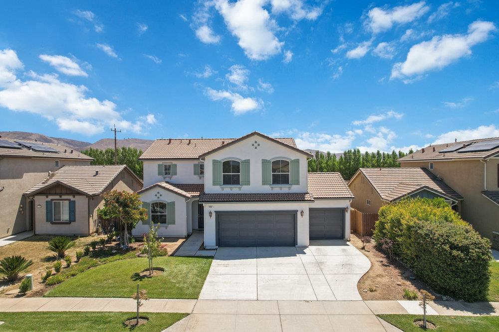662 Luna WAY