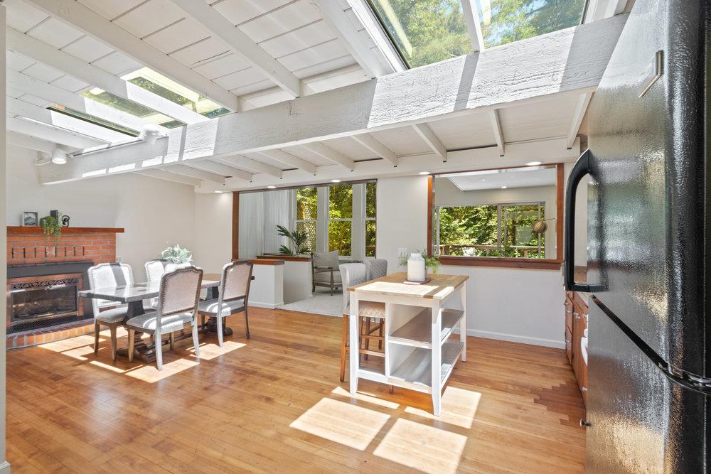 1004 Laurel AVE