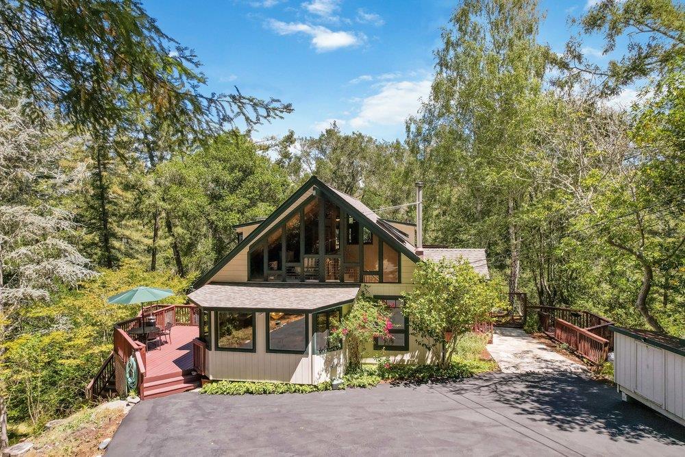 558 Richardson RD