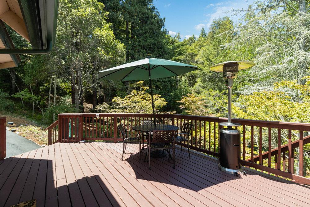 558 Richardson RD