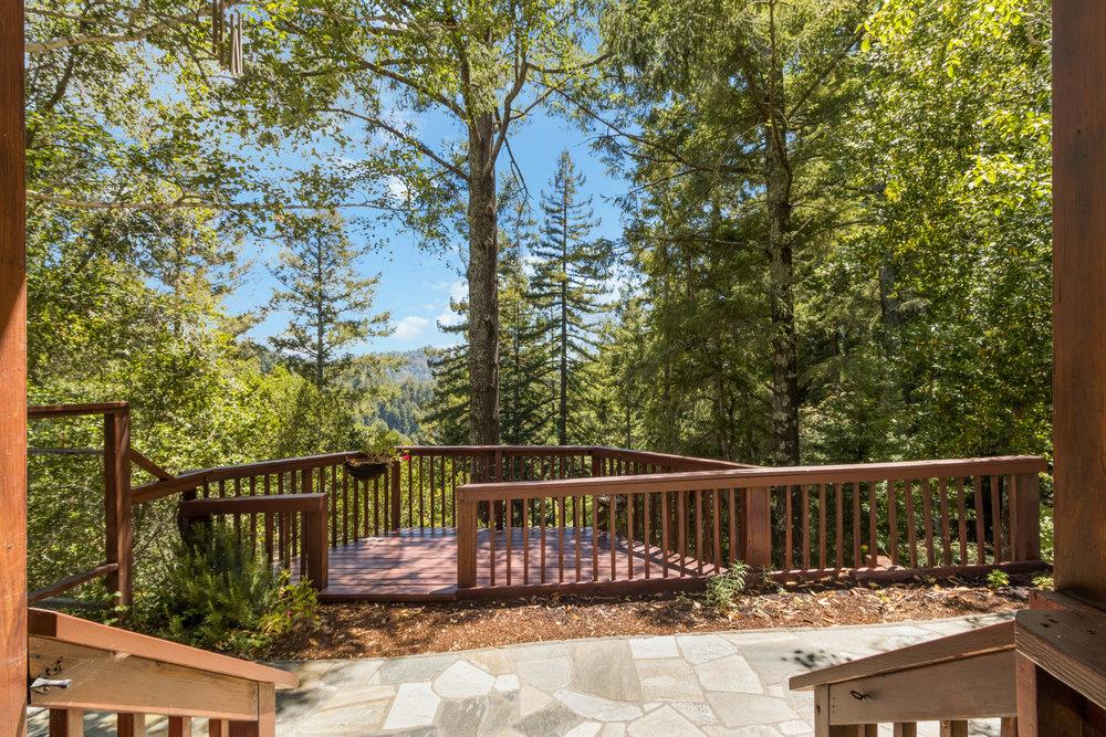 558 Richardson RD