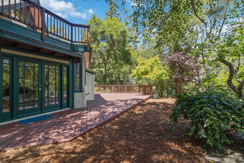 558 Richardson RD