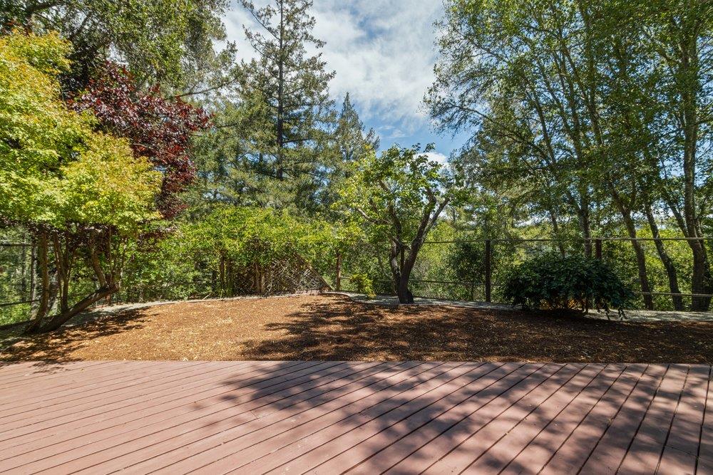 558 Richardson RD