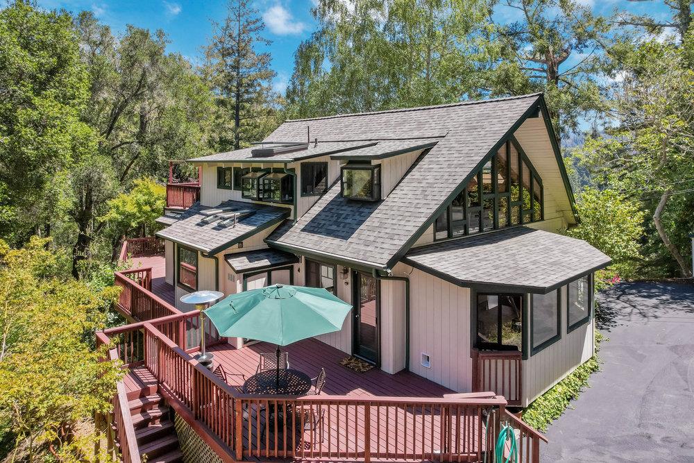 558 Richardson RD