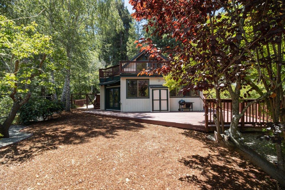 558 Richardson RD