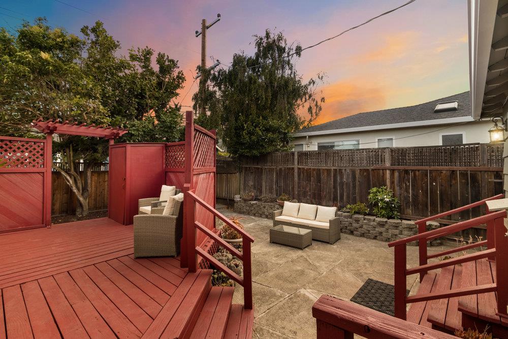 1245 Williams AVE