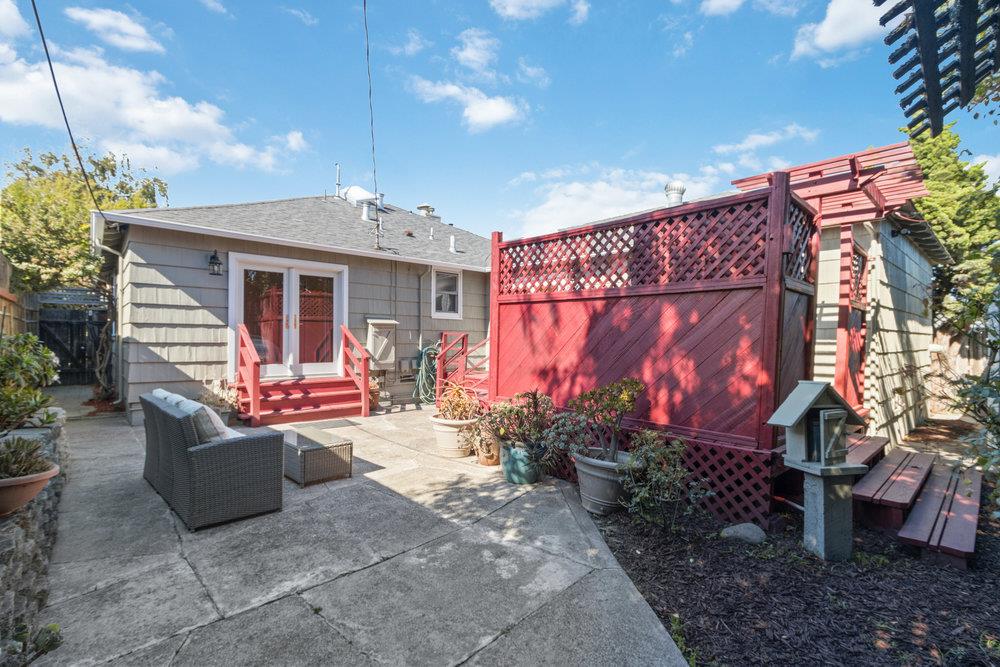 1245 Williams AVE