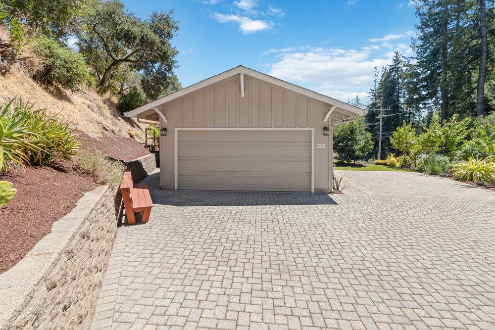 109 Grace WAY