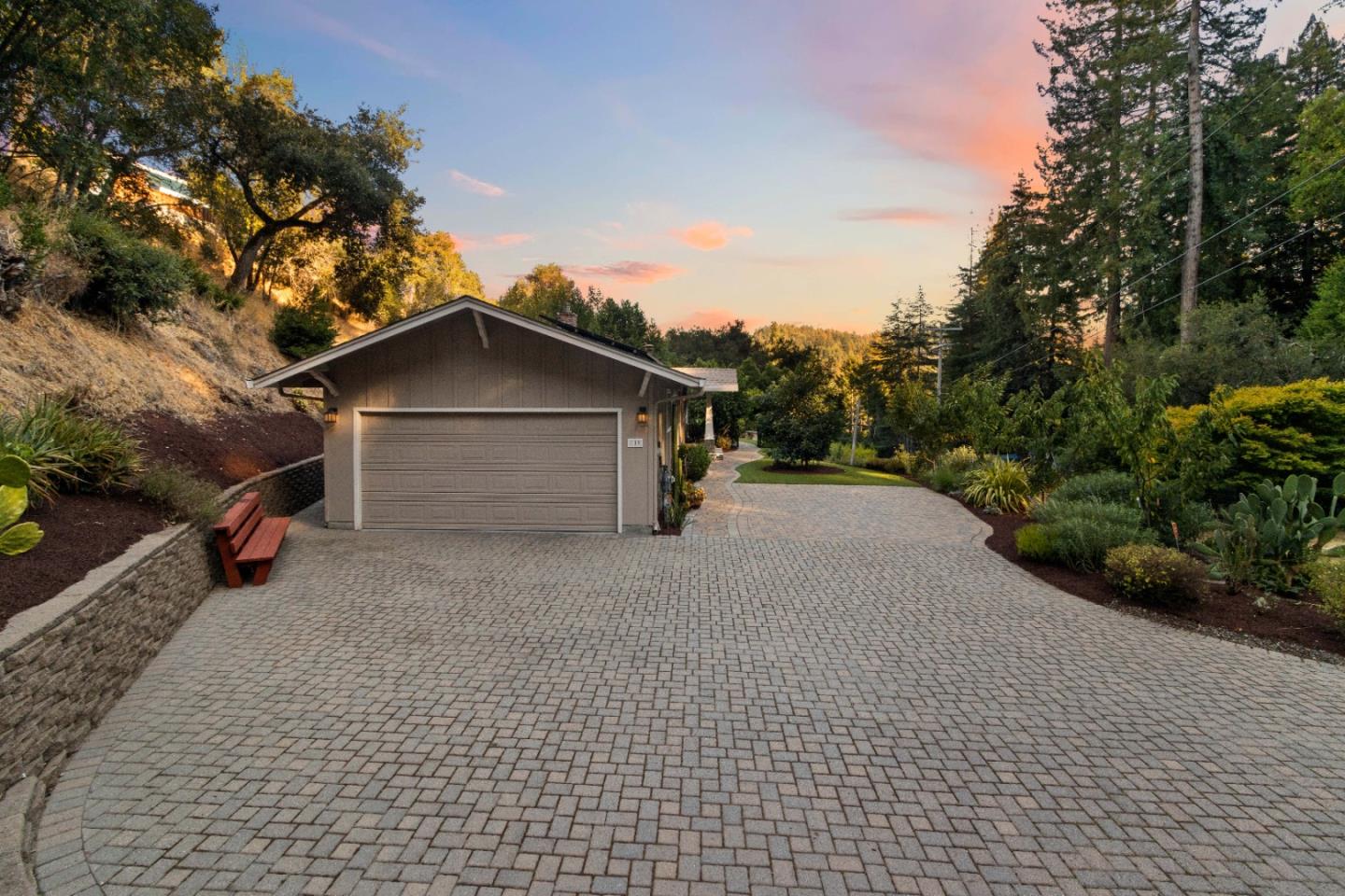 109 Grace WAY